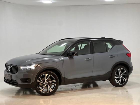 VOLVO XC40 1.5 T5 RECHARGE R-DESIGN GEARTRONIC